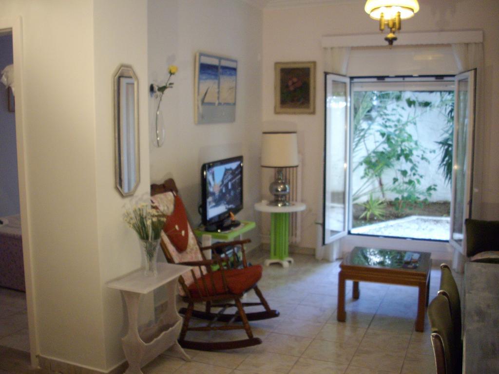 Lilly'S Appartments Athene Kamer foto